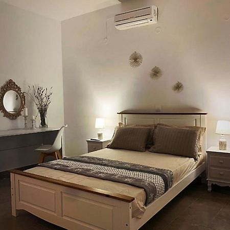 Μaria'S Flats Villa Tolo Ngoại thất bức ảnh
